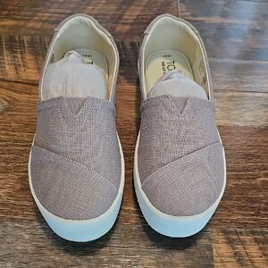 Gray Slip-On Canvas Shoes